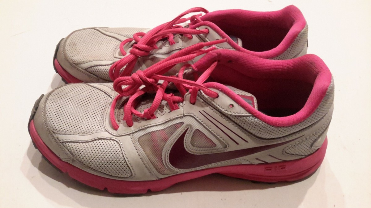 Nike Air Relentless 3 Athletic Shoes Size 9.5 Nike Air Relentless 3 Women main image 3