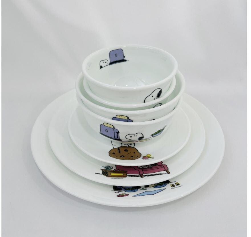 CORELLE x PEANUTS Snoopy 2-Person Brunch Dinnerware Set – 7 Pieces