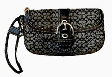 Vintage Coach Soho Mini Signature C Flap Wristlet Black Grey Jacquard Y2K