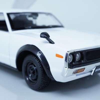 Nissan Skyline 2000 GTR 1973 by Maisto 1:24 Scale Model Car White