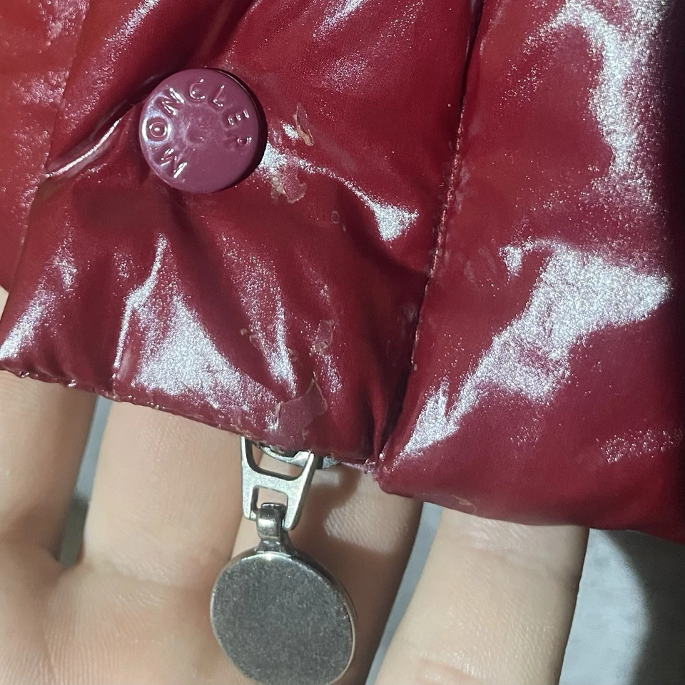 Authentic Men Moncler Vest Sleeveless Red Down Puffer Vest Vintage size 2 Medium - Image 3 of 4