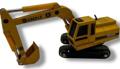 Ertl John Deere Construction Excavator Diecast 6900LC 4  Farm Vehicle Yellow