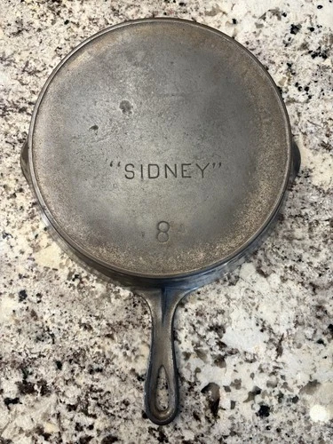 Vintage Sidney Cast Iron Skillet Wagner Ware 8