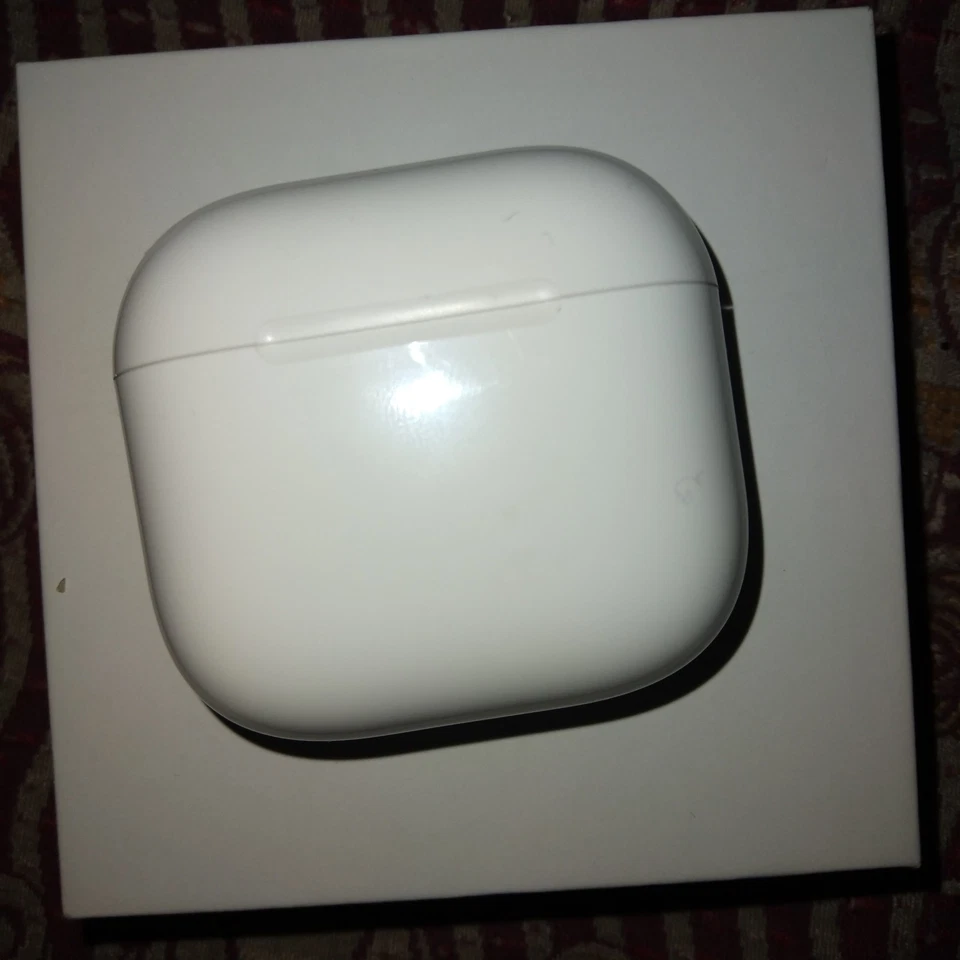 Apple AirPods 4 a 25€ – Neuf – Remise en Main Propre ( Sur Paris ) - Photo 3/4