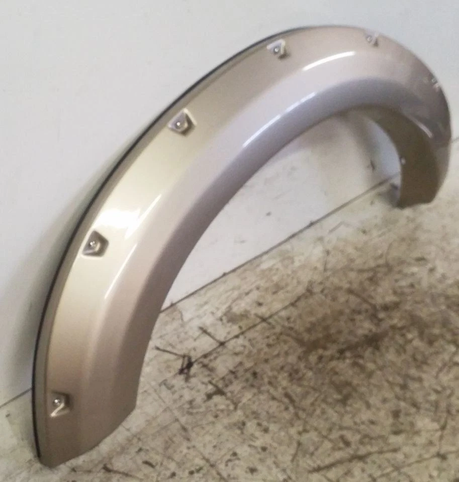 Bushwacker 棕褐色前左挡泥板闪光 | 适合 2011 - 2016 福特 F250 F350 — 第 3/4 张图片