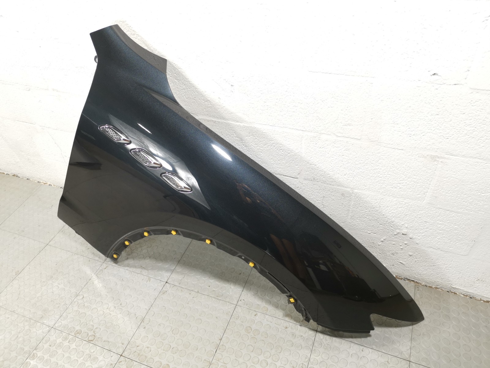 Maserati Levante S AWD 2017 Front Right Black Color Fender Cover OEM