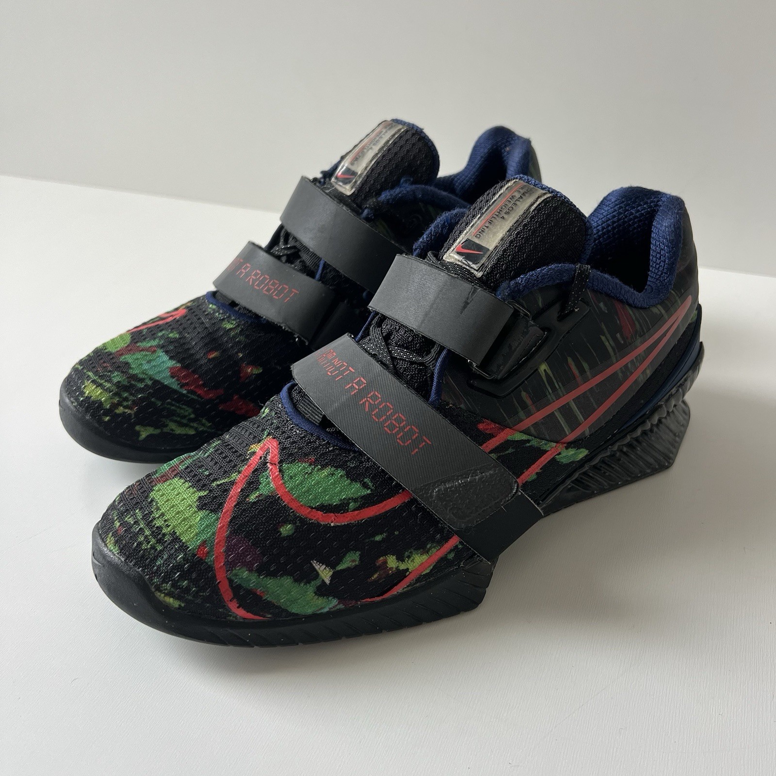 💥RARE💥 Nike Romaleos 4 AMP “I Am Not A Robot" Lifters Men's Size 10 / 44 image 2