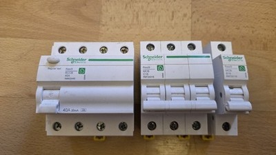 Schneider Electric R9R22440 FI und Leitungsschutzschalter