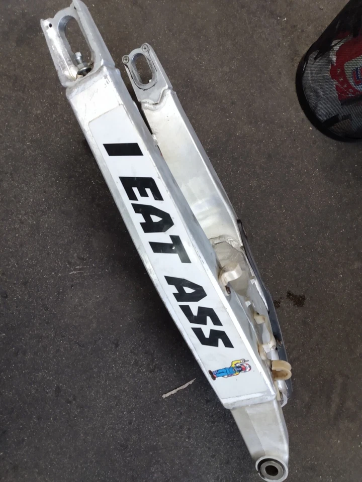 Honda CRF450R 02 CRF 450 2002 basculante brazo oscilante suspensión Foto 2 de 4