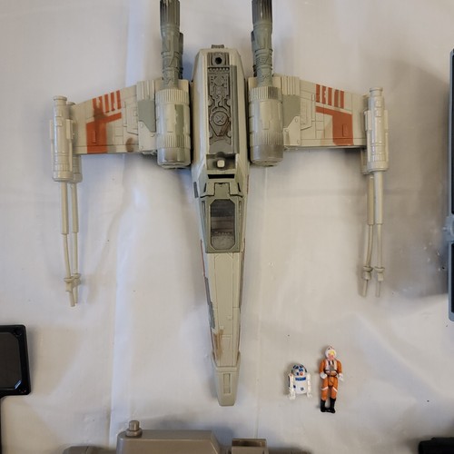 Imperial Flight Controller Darth Tie, Rebel X-Wing STAR WARS Action Fleet Works - Picture 3 of 12