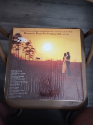 Romantic Piano for Sentimental Lovers vintage 1973 Harmony KH 32086 VG (UP)