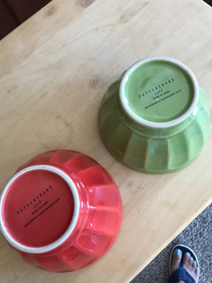 Pottery Barn Set of 2 Colorful Bowls - Image 3 of 4