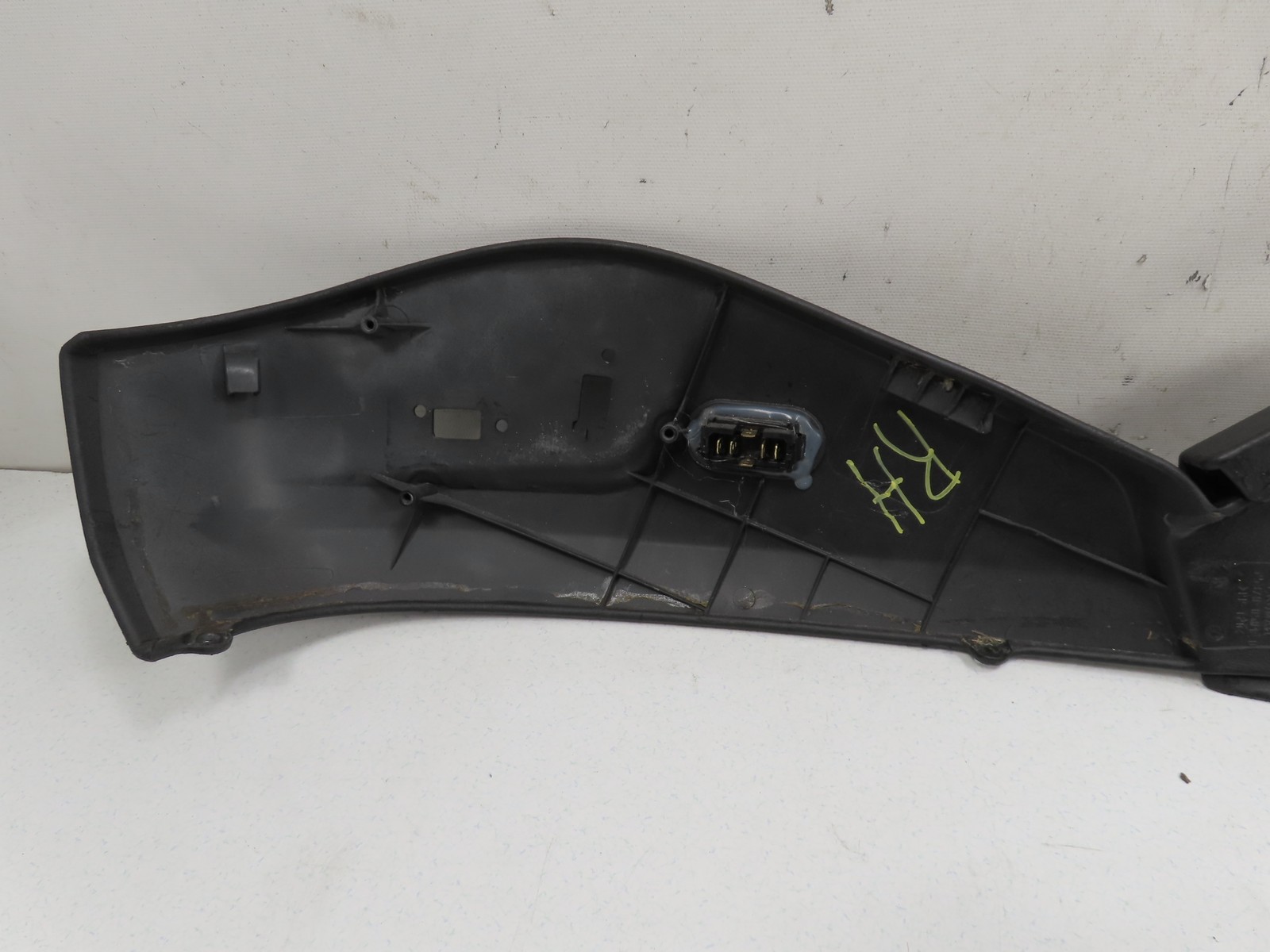 06 Lamborghini Gallardo #1310 Trim Pair Track Cover Side Panel Switch Mount Righ