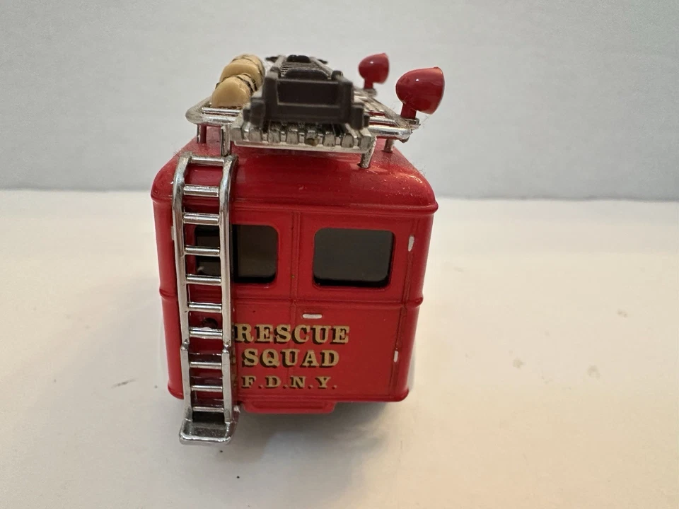 MATCHBOX MODELS OF YESTERYEAR 1937 GMC RESCUE SQUAD VAN #YFE10-M No Box - Image 4 of 4