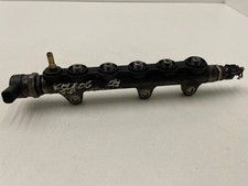 Distribuidor de combustible Renault Koleos I 2008 moldura tubo de distribución diésel