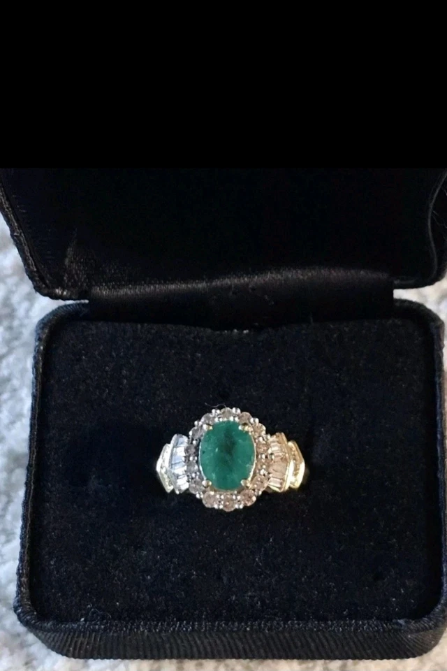 Anillo para mujer de diamantes y esmeraldas de oro de 14K talla 7~joyería fina~P*M~ 4,18 gramos con caja Foto 2 de 4