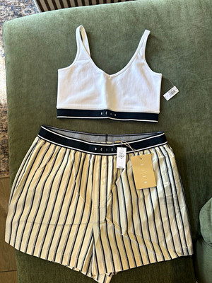GAP Beis Women s 2-Piece Set Ribbed Cotton Bra & Striped Button Shorts Size M