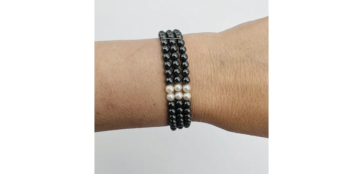 Vintage 14kt Gelbgold Hämatit und Perle 3 Strang Armband 6 3/4"