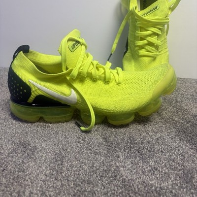 Nike Air VaporMax Flyknit 2 Volt Neon Yellow Running Shoes Men s Size 11