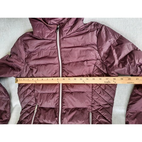 Tommy Hilfiger Women's Small Maroon Premium Down Blend Lightweight Puffer Jacket - Picture 7 of 9