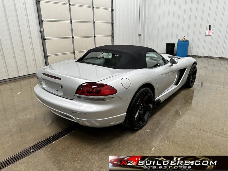 2004 Dodge Viper SRT-10 Convertible  - Image 4 of 4