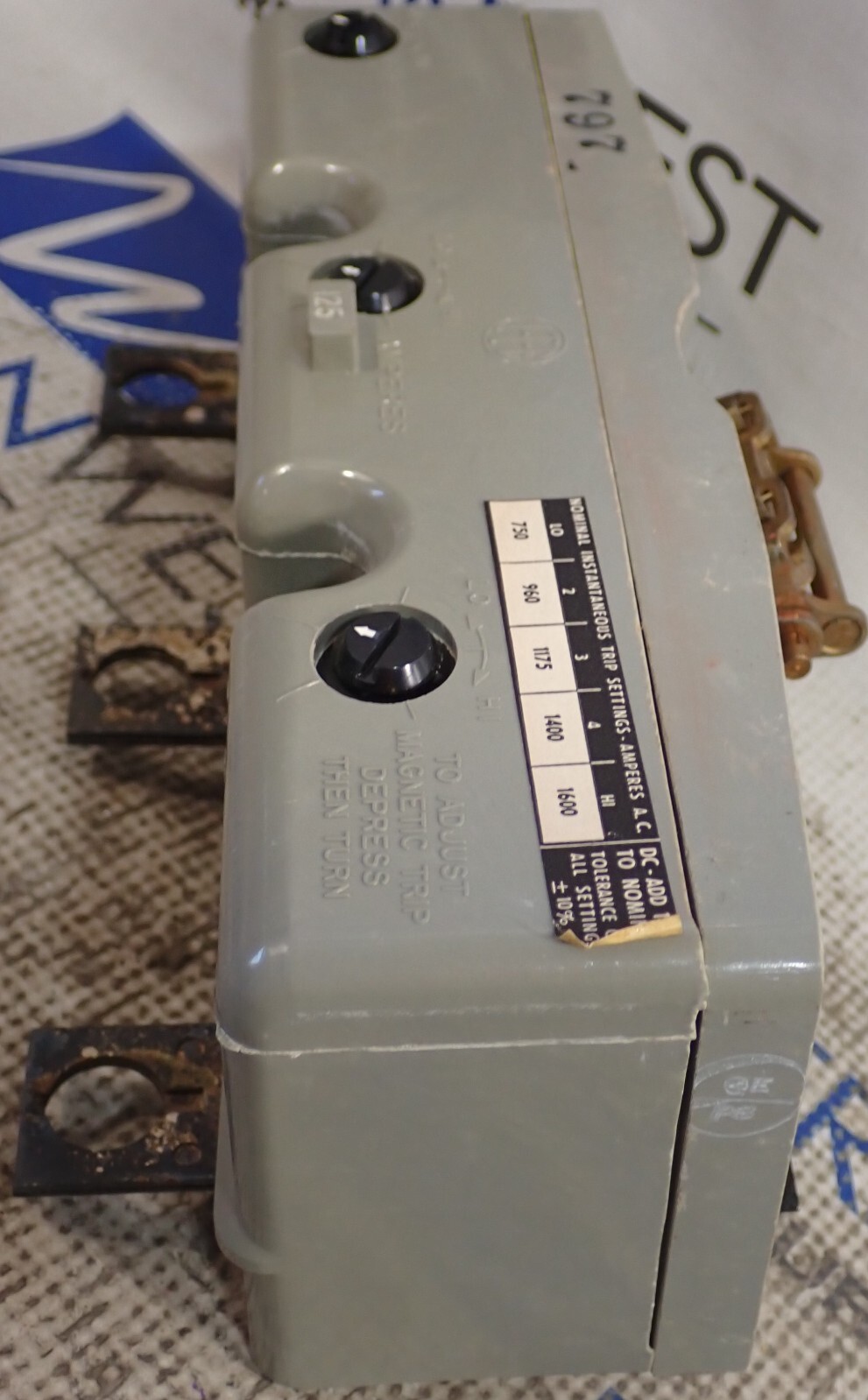 Gould I-T-E Circuit Breaker Trip Unit HJ3W125 400A Frame 3 Pole
