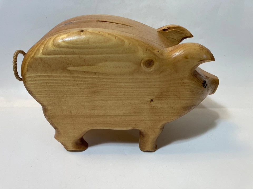 Hand-made folk art wooden piggy bank curly string tail wood latch door signed - Image 2 of 4