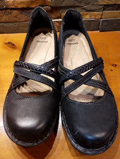 EARTH Brand Toamara Toriana women's Sz 8.5W Black Leather Mary Jane Shoes