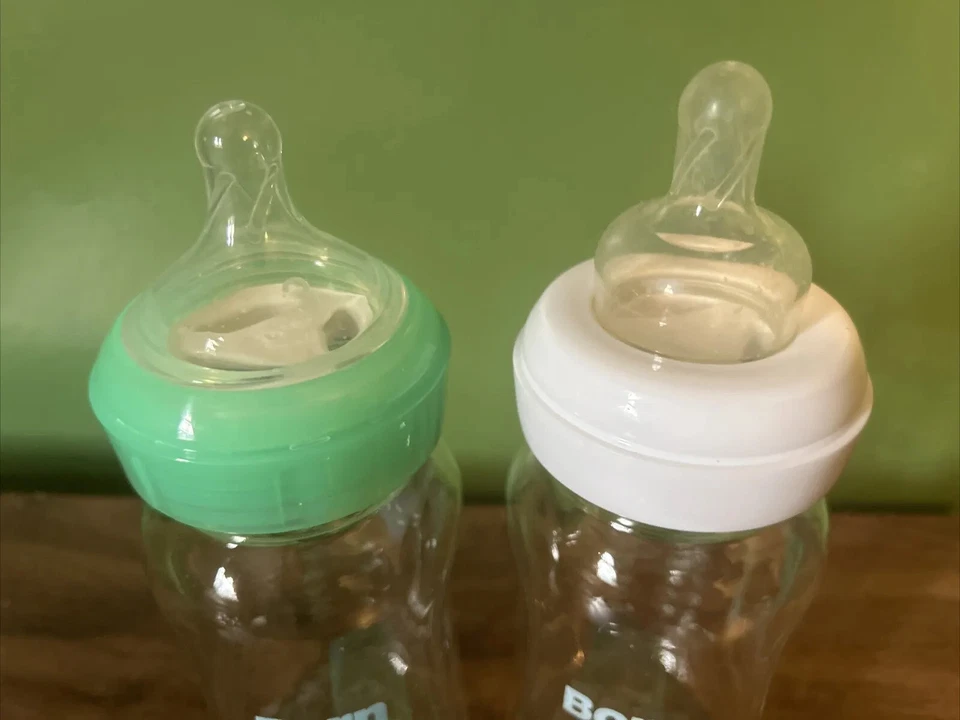 2 Born Free 全新智能玻璃瓶通风 9 盎司 0 个月以上 减少绞痛 — 第 4/4 张图片