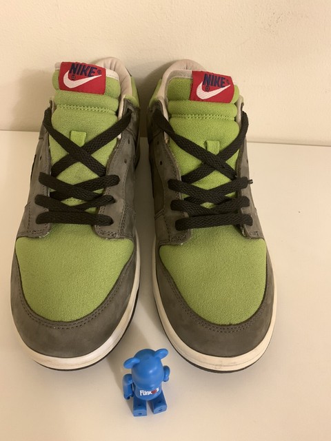 kermit the frog nike dunks
