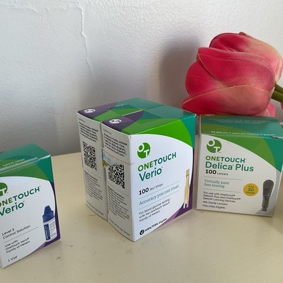200 OneTouch VERIO TEST STRIPS exp 07/2027 & 100 Lancets & 1 Control Solution