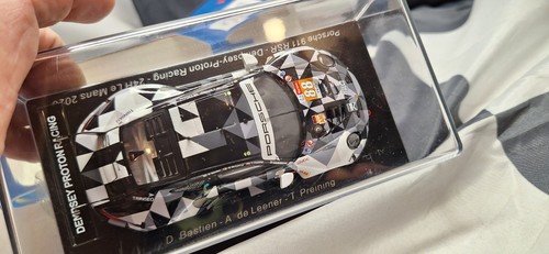 SPARK - LE MANS 2020 PORSCHE 911 RSR #88 1:43 SCALE MODEL CAR S7992 - Picture 8 of 8