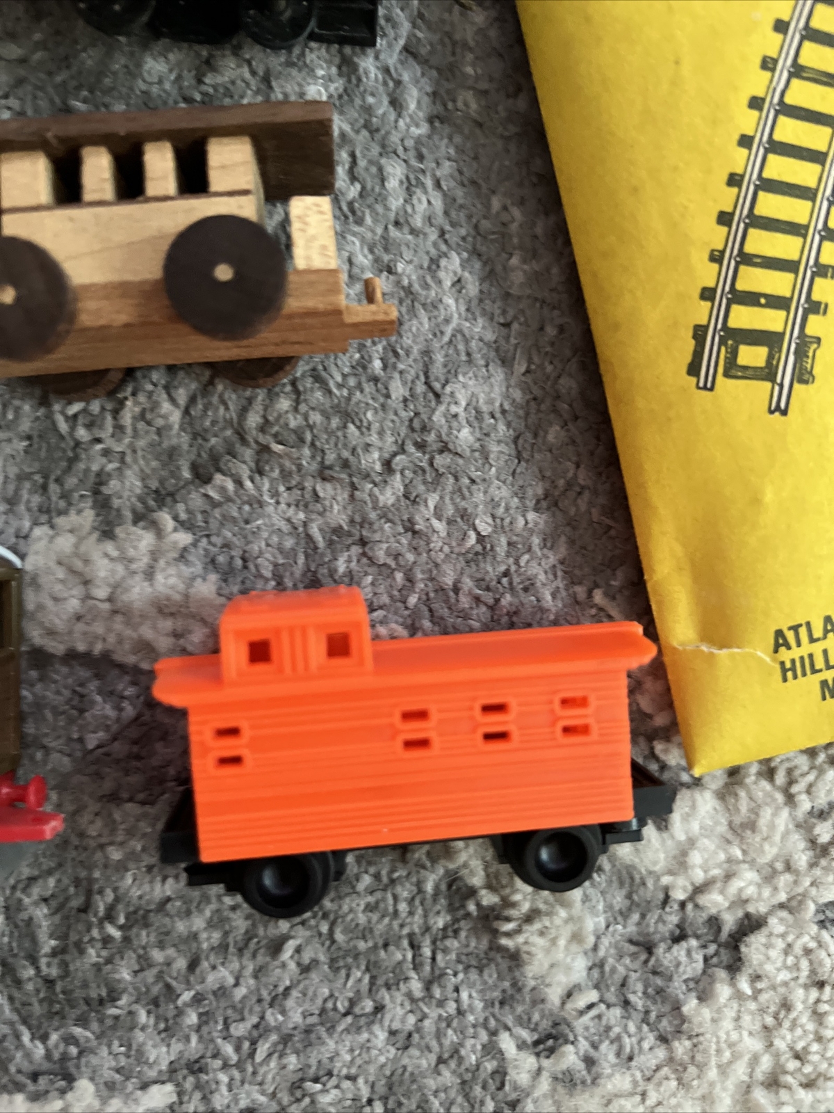 Lot of Model Train Box Cars Variety Lot | eBay