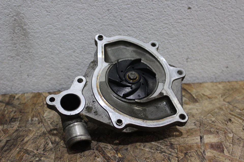 Bomba de agua Porsche Boxster M701390 1997-2002 2,7 L H6 OEM Foto 3 de 4