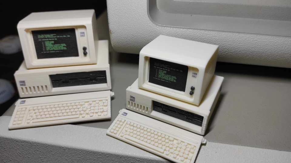 1:10 scale IBM PC Retro Computer 5150 5160 XT miniature mini - Immagine 2 di 4