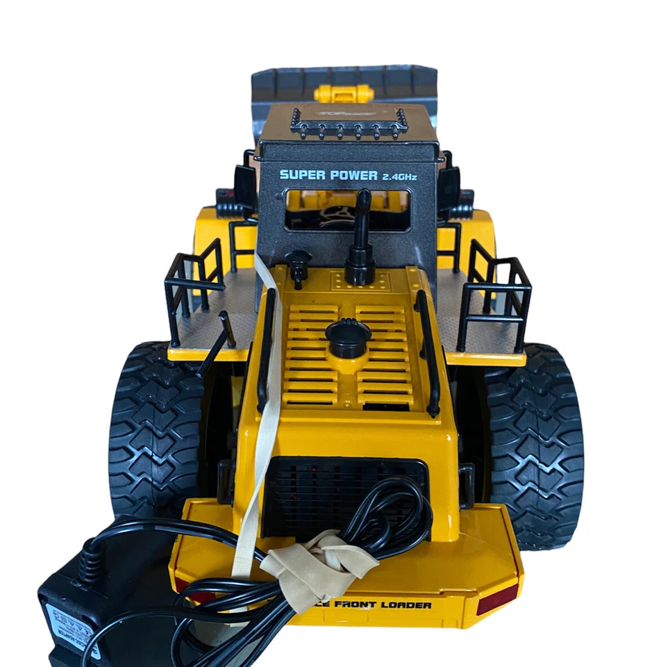 Top Race Wheel Loader remote controlled FLAW - Image 3 of 4