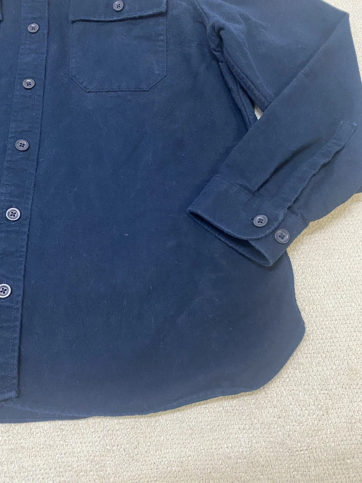 L.L. Bean Chamois Shirt Women’s Petite Large Navy Blue Cloth Button Up Collared - Image 4 of 4