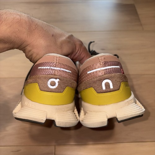 On Cloud X Mujer Talla 9.5 Crema Beige Rosa Amarillo Zapatos para Correr Tenis - Imagen 7 de 9