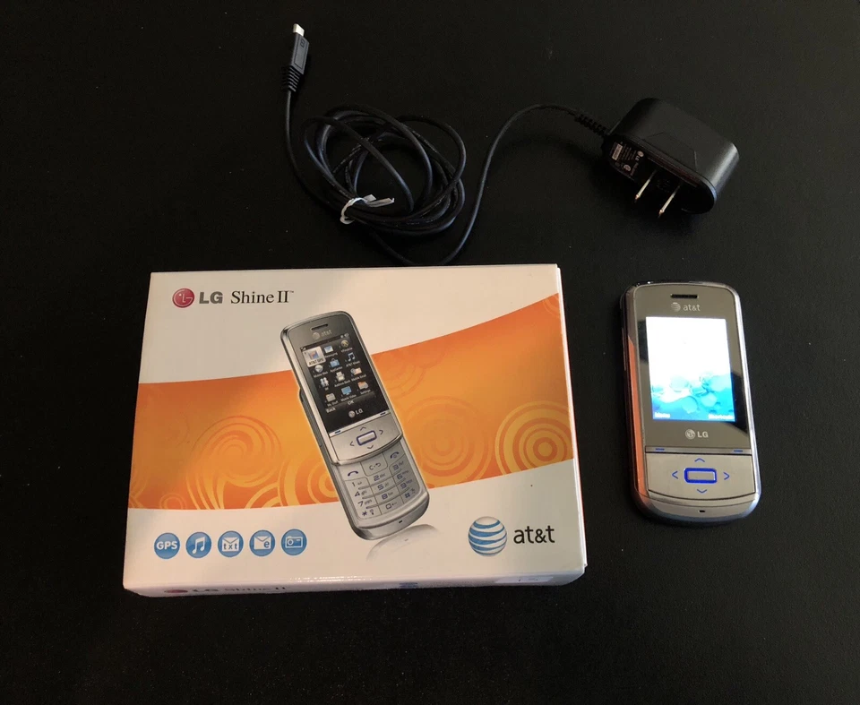 LG Shine II (AT&T) GD710 Brushed Silver World Slider Cell Phone W/ Box - Image 4 of 4