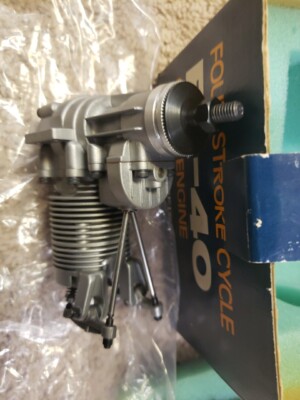 斎藤エンジンFA40 Saito Engine - Saito FA-40 - FA 40 open rocker - NIB. ! Wow