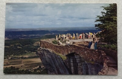 Lover's Leap - Rock City - Atop Lookout Mountain Postcard (L1)