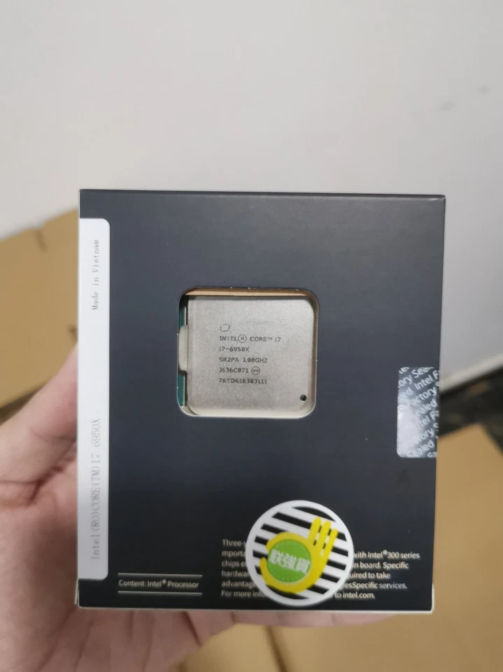 6950X  Intel Core i7-6950X 3.0GHz 10Core SR2PA 25M LGA2011-V3 CPU Processor - Image 2 of 4