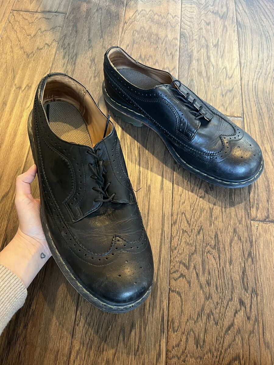 Dr. Martens Wingtip Brogue Oxford Shoes Style 8C12. Men's Dr. Martens Wingtip Brogue Oxford Shoes Style 8C12. Men's