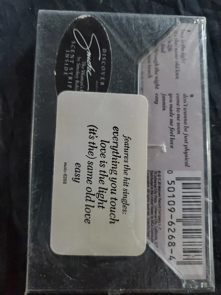 Love, Smokey by Smokey Robinson (Cassette Feb-1990, Motown Records) Foto 2 de 2