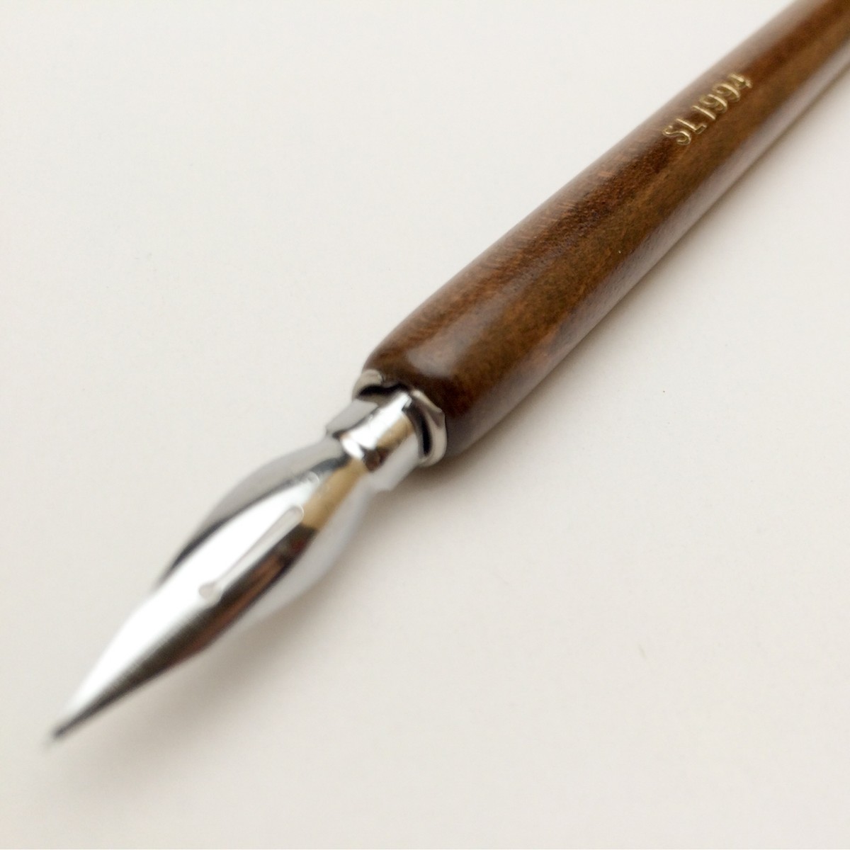 Pro DIP pen & Calligraphy & Comic Nib-holder Tokyo Slider SL1994