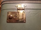 OLD Vintage Belber GREEN Neolite Hard Train Case, cosmetics, luggage, SEE PICS!! — photo 2