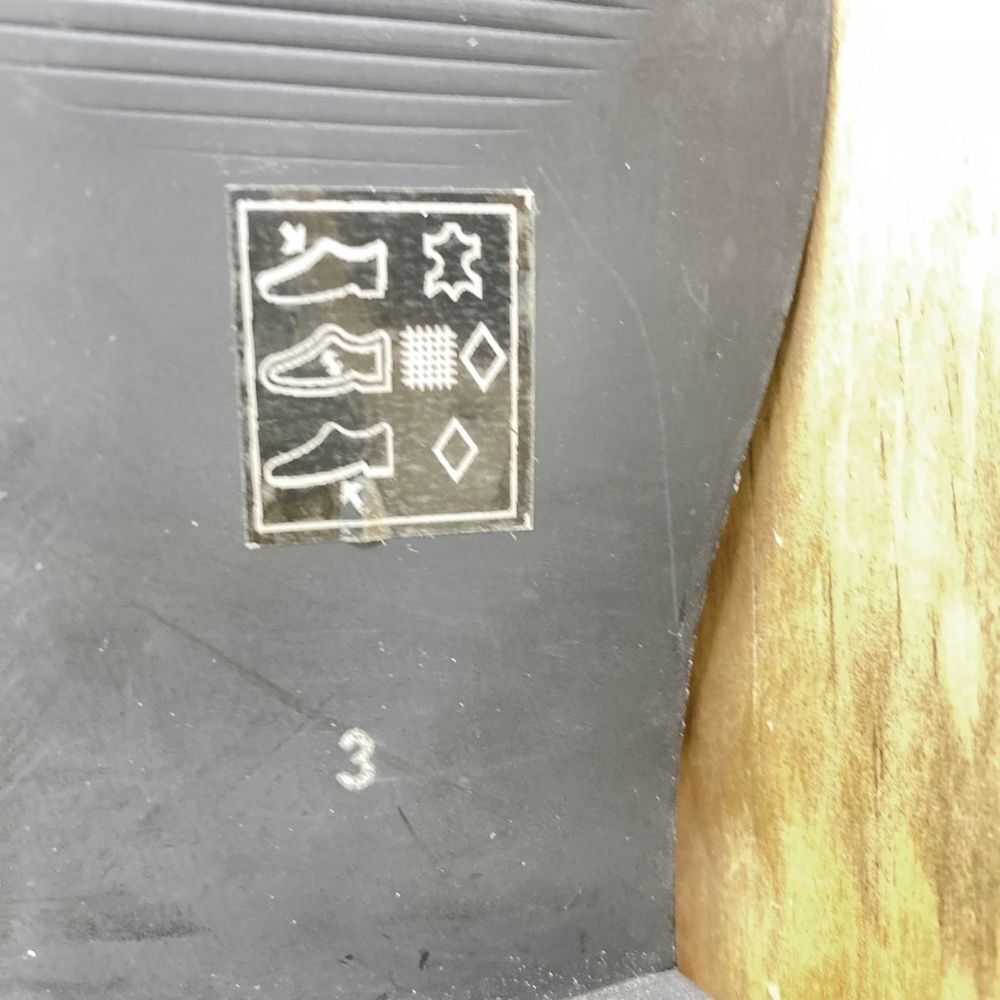 Foto 7 di 8
