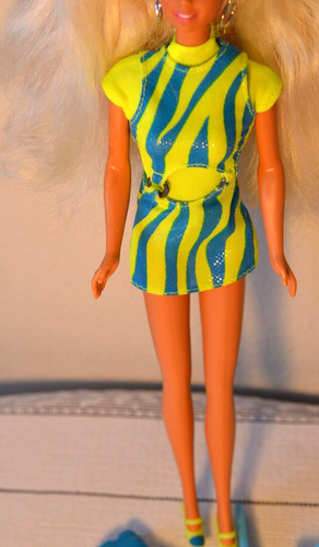 Muñeca Barbie Movin' Groovin' #17714 Mattel 1997 muñeca y traje - Imagen 14 de 17