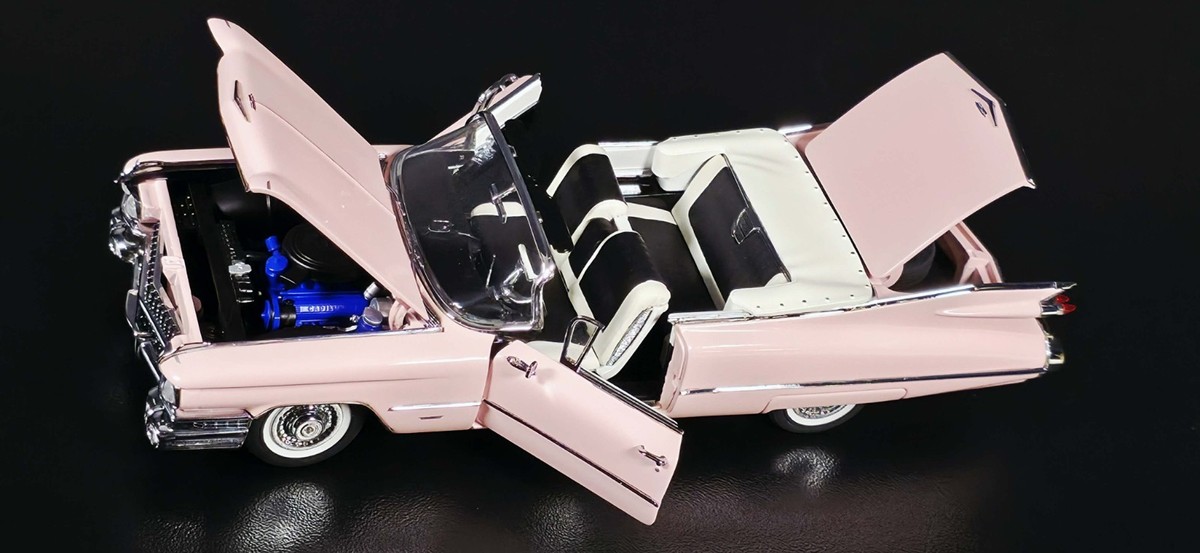 Danbury Mint 1959 Pink Cadillac Series 62 Convertible Diecast W