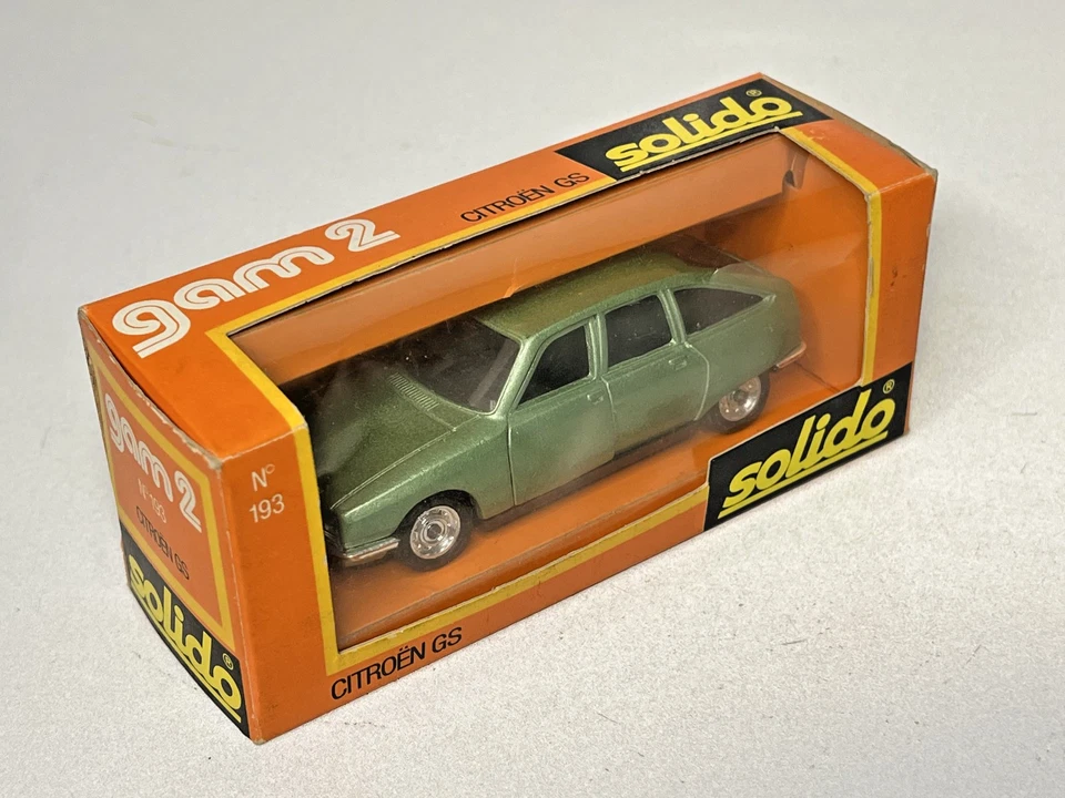 Solido GAM 2 1:43 Scale No. 193 Citroen GS - Mint Green - Image 2 of 4